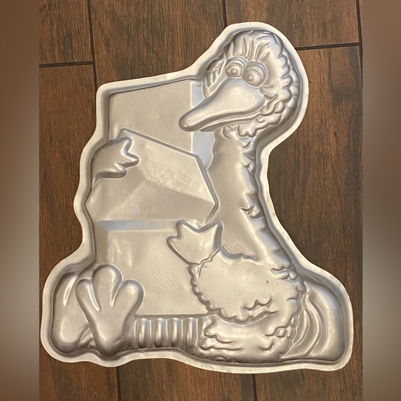 Vintage Wilton Cookie Monster Big Bird Cake Pan Aluminum Sesame Street Muppets - Picture 2 of 9